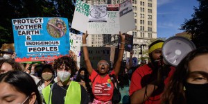 Marches pour le climat : « La catastrophe arrive beaucoup plus vite que nous ne le pensions »