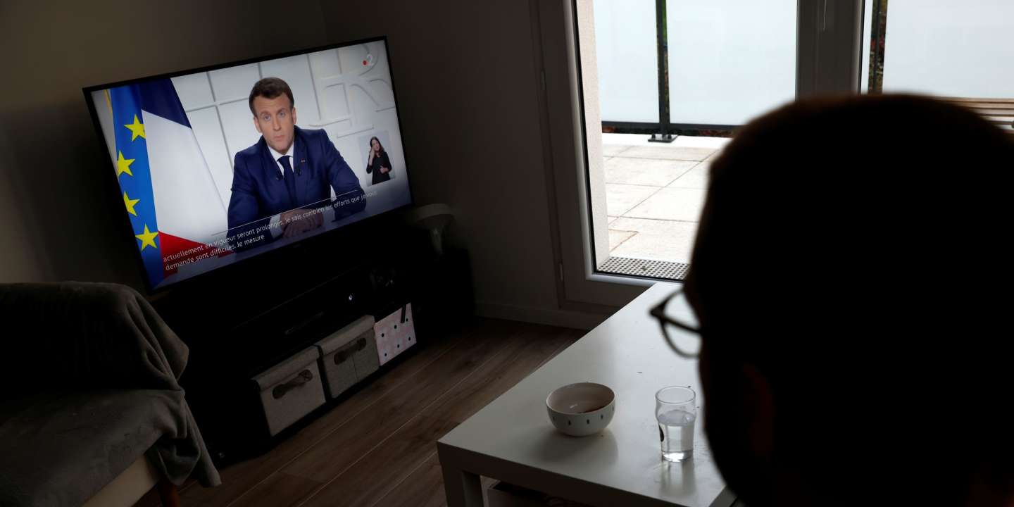 Covid-19 : Emmanuel Macron annonce le conditionnement du passe sanitaire à la dose de rappel pour les plus de 65 ans