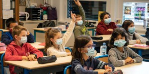 Covid-19 : le masque redevient obligatoire à l’école élémentaire dans toute la France à partir de lundi