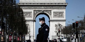 Covid-19 : Paris franchit le seuil d’« alerte maximale »
