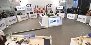 Covid-19 dans le monde : pour le G7, Omicron est « la plus grande menace actuelle pour la santé publique »