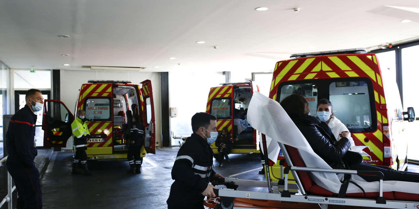 Covid-19 : aux urgences de Toulon, « on soigne les gens pour ce qu’ils ont, pas pour ce qu’ils sont »