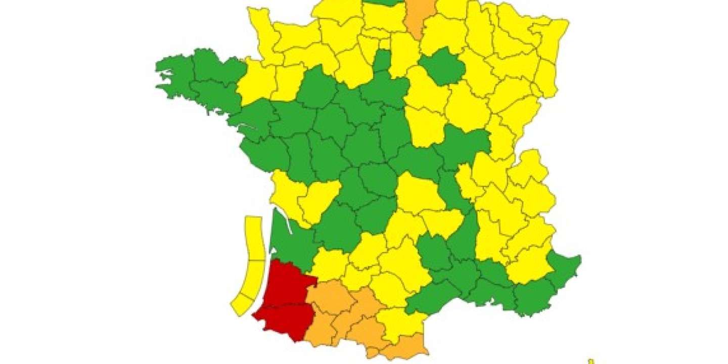 Intempéries : alerte rouge aux crues dans les Pyrénées-Atlantiques et les Landes, risque d’avalanches dans les Pyrénées