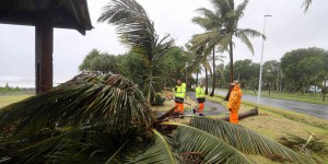 Après La Réunion qui « a tenu bon », le cyclone Batsirai menace Madagascar