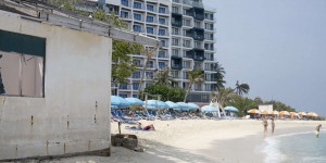 « On va à la catastrophe » : aux Maldives, la crise climatique aggrave les ravages de l’urbanisation