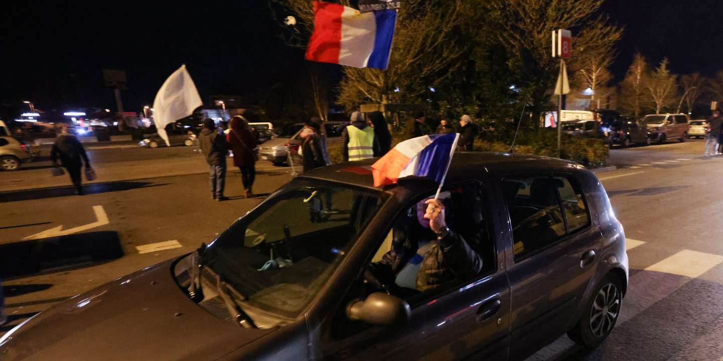 « Convoi de la liberté » parisien : des centaines de véhicules se dirigent vers Bruxelles