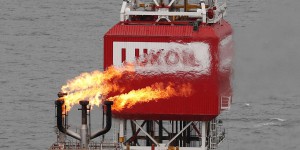 « Réduire les importations de pétrole russe est aussi efficace que décréter un embargo total sur le gaz, et infiniment plus facile pour les Européens »