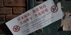 Covid-19 : à Shanghaï, les autorités durcissent encore leur politique d’enfermement maximal