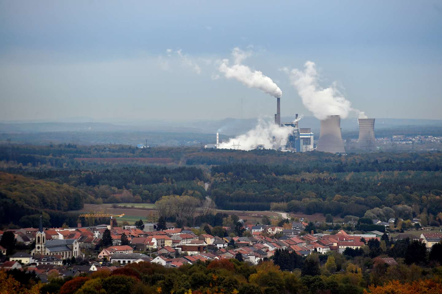 Confronté à un contexte énergétique incertain, le gouvernement français mise sur le charbon
