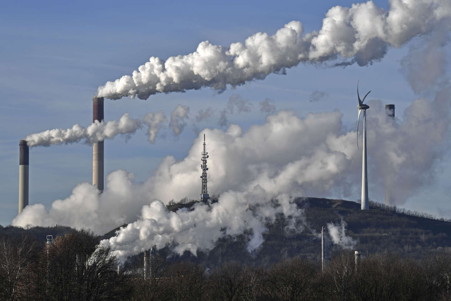 Malgré une croissance record des renouvelables, « la transition énergétique n’a pas lieu », relève un nouveau rapport