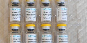 Le report de la deuxième dose de vaccin contre la variole du singe suscite la controverse