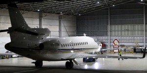 Climat : le gouvernement réfléchit à un plan anti-jets privés