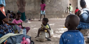 En Gambie, la mort mystérieuse de dizaines d’enfants atteints d’insuffisance rénale aiguë