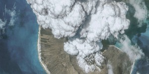 Le volcan Hunga Tonga, à l’origine d’un tsunami hors norme