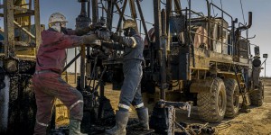 Le pétrole kazakh, manne sous surveillance russe