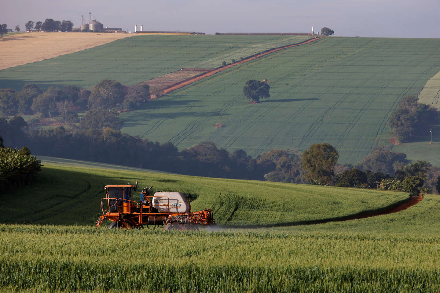 La France continue à exporter des milliers de tonnes de pesticides ultratoxiques, malgré l’interdiction de cette pratique