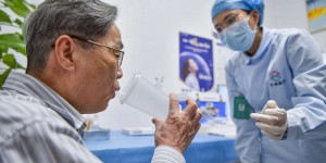 Zéro Covid en Chine : vacciner les plus âgés pour sortir de l’impasse