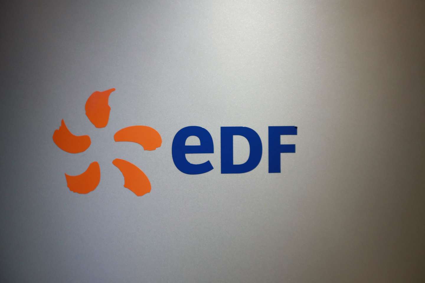 EDF annonce des pertes et une dette sans précédent pour l’année 2022, malgré une forte hausse du chiffre d’affaires