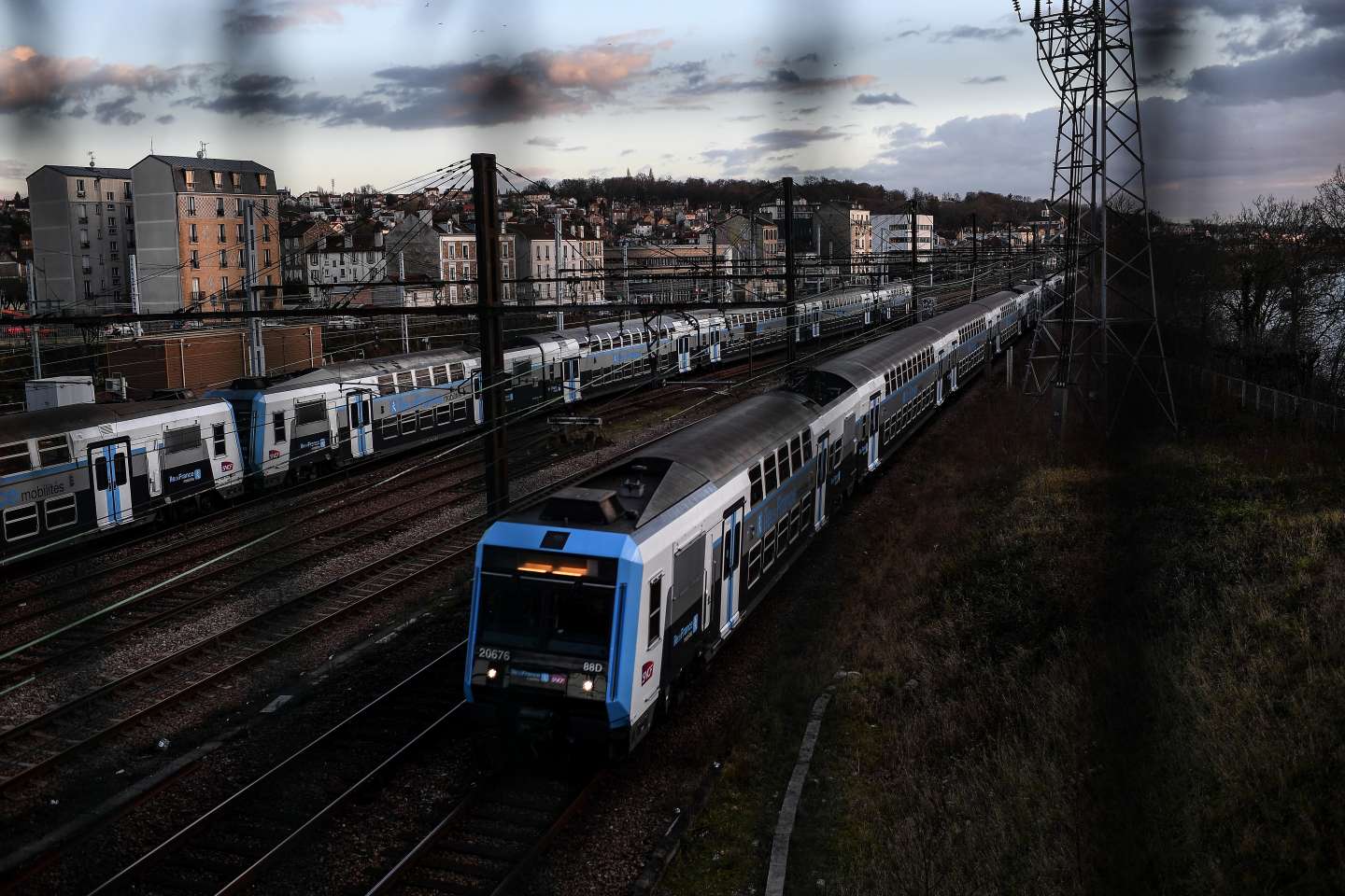 Transports du quotidien : Matignon parie sur une « nouvelle donne ferroviaire » à 100 milliards d’euros