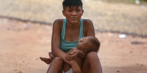 « Voir des enfants du peuple Yanomami en situation de famine est la démonstration qu’il s’agit d’un génocide prémédité »
