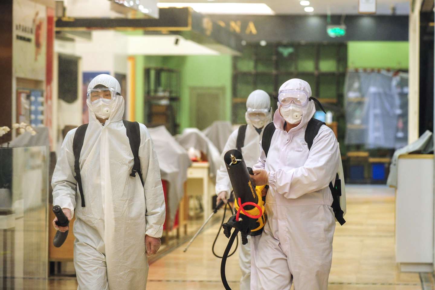 Covid-19 : la pandémie « très probablement » provoquée par une fuite de laboratoire à Wuhan, selon le FBI