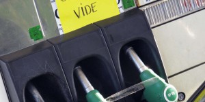 « Faire de l’essence, c’est devenu un vrai casse-tête », dans le Gard, la crainte d’une pénurie ravive les tensions aux stations-service
