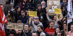Mégabassines : des rassemblements partout en France pour dénoncer les violences policières à Sainte-Soline