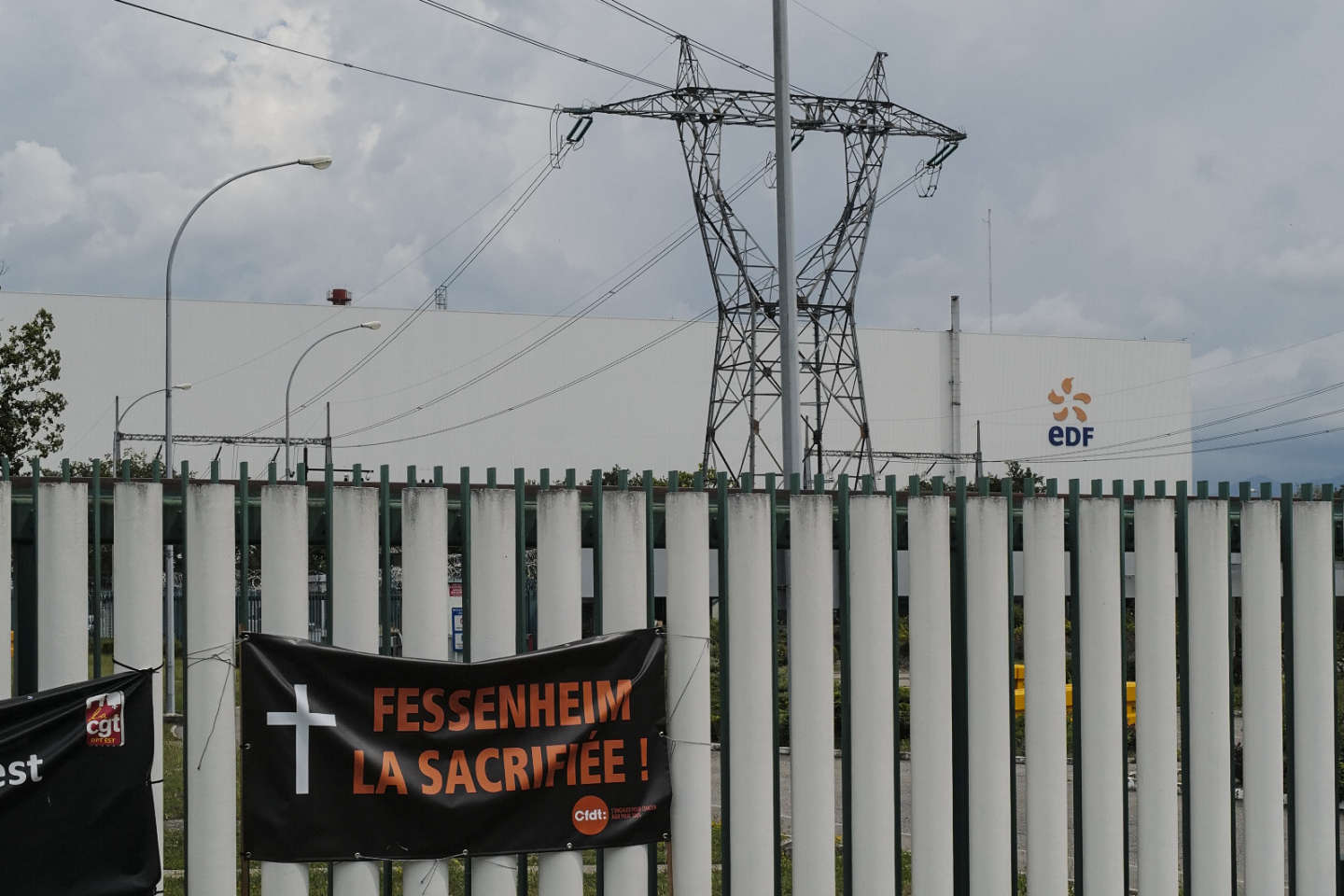 Nucléaire : après la fermeture de la centrale de Fessenheim, le maire  espère maintenant des miniréacteurs