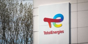 TotalEnergies annonce se délester de 1 600 stations-service en Europe pour préparer la fin du thermique en 2035