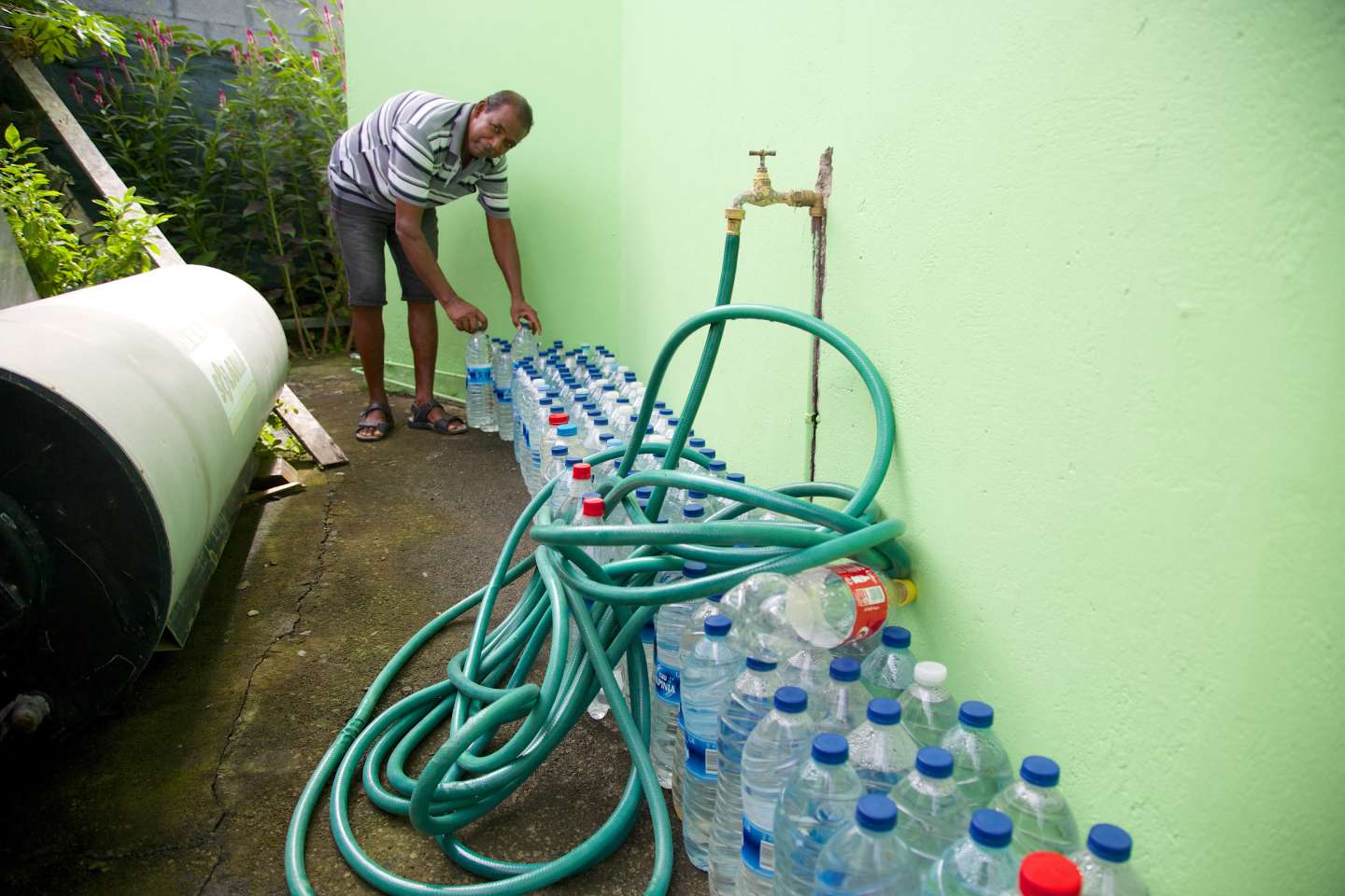 Crise de l’eau en Guadeloupe, avec des coupures et des contaminations à répétition