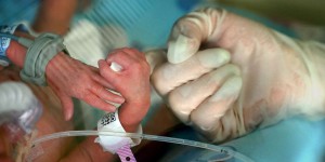 Plus de 13 millions de prématurés : un rapport sonne l’alarme sur l’« urgence silencieuse » des naissances avant terme