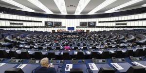 Après la taxe carbone aux frontières, les eurodéputés évoquent une « taxe sociale »