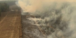 Incendies au Canada : 30 000 personnes évacuées et l’état d’alerte décrété