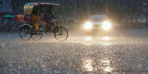 Bangladesh : les pluies torrentielles de la mousson font plus de cinquante morts