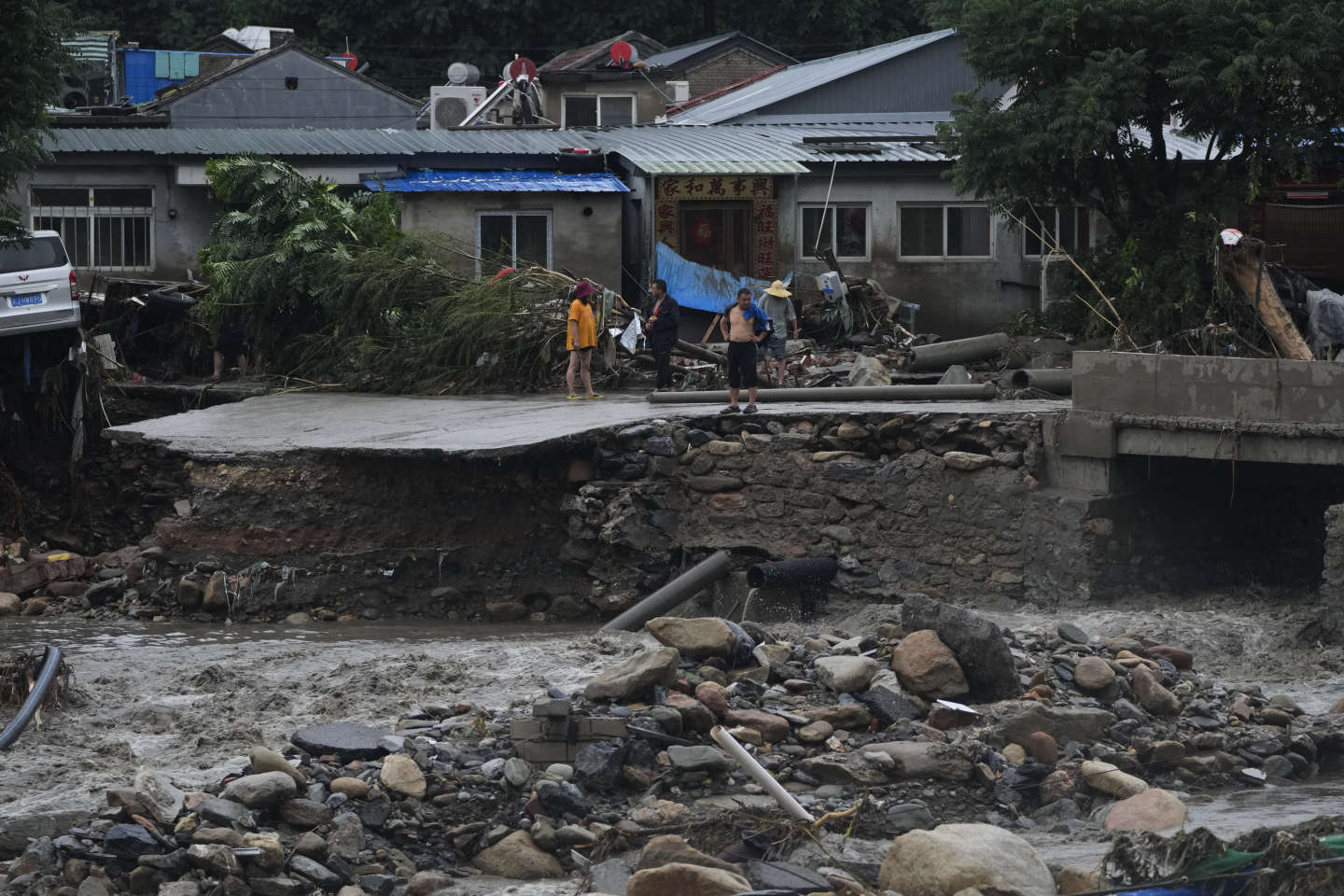 Chine : au moins 11 morts et 27 disparus à Pekin suite à des pluies et des inondations