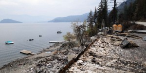 Incendies au Canada : une autre ville du Grand Nord évacuée