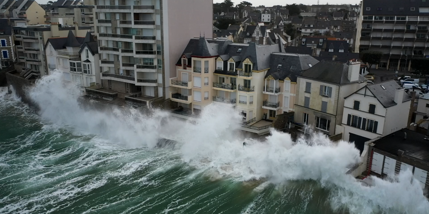 Saint-Malo menacé de submersion, l’histoire ancienne d’un risque contemporain