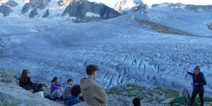A HEC, une rentrée à Chamonix sous le signe du chaos climatique et de la quête de sens