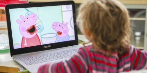 Impact des écrans sur le développement de l’enfant : une étude française relance le débat