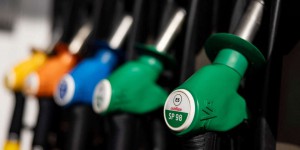 Vente à perte des carburants : « Le gouvernement cède plutôt à la panique qu’à une vision de long terme »