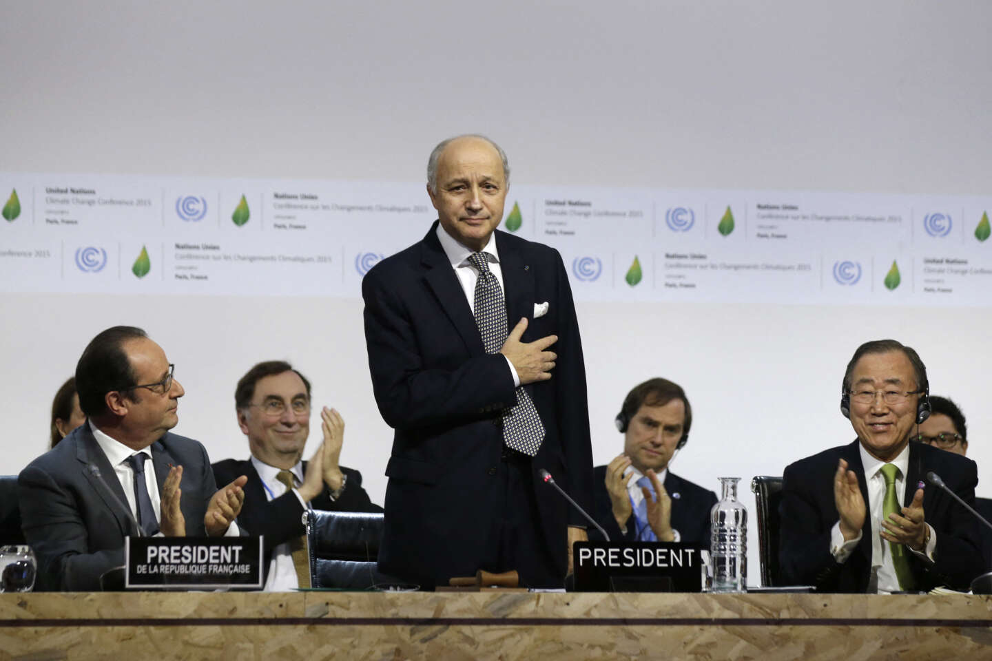 A la COP28 de Dubaï, l’ombre de l’accord de Paris : « On va enfin constater les écarts entre les engagements et les politiques mises en œuvre »