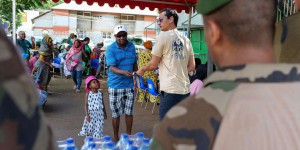 Crise de l’eau à Mayotte : la crainte d’une gigantesque pollution aux bouteilles en plastique