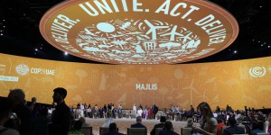 COP28 : à la veille de la fin du sommet, plongée au cœur de la machine diplomatique française