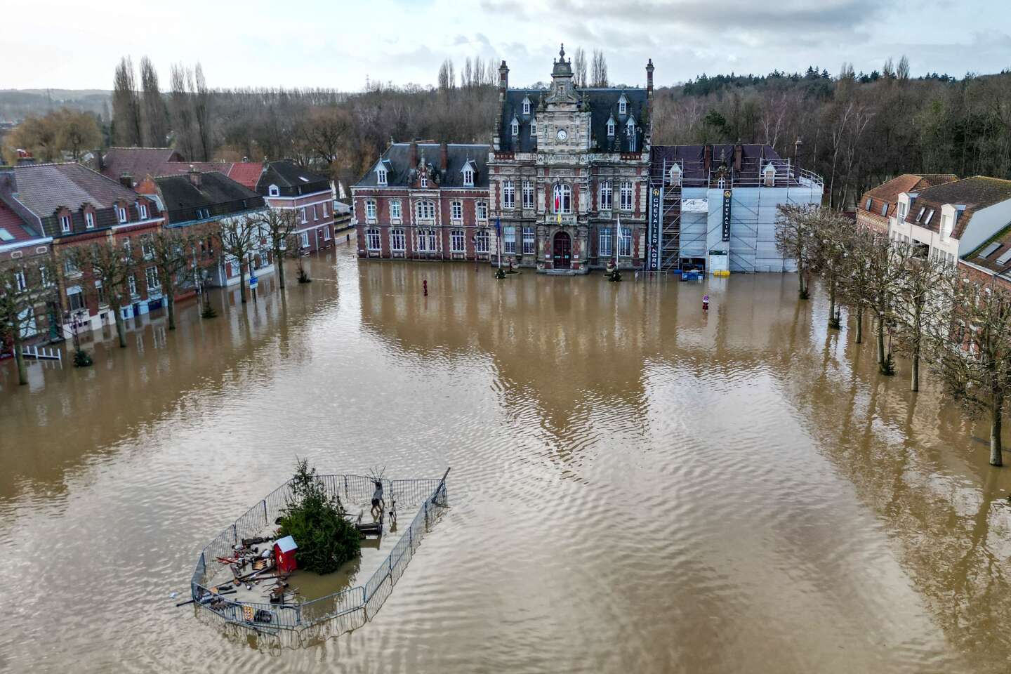 Inondations du Pas-de-Calais : Emmanuel Macron demande au gouvernement « d’accélérer les réponses »