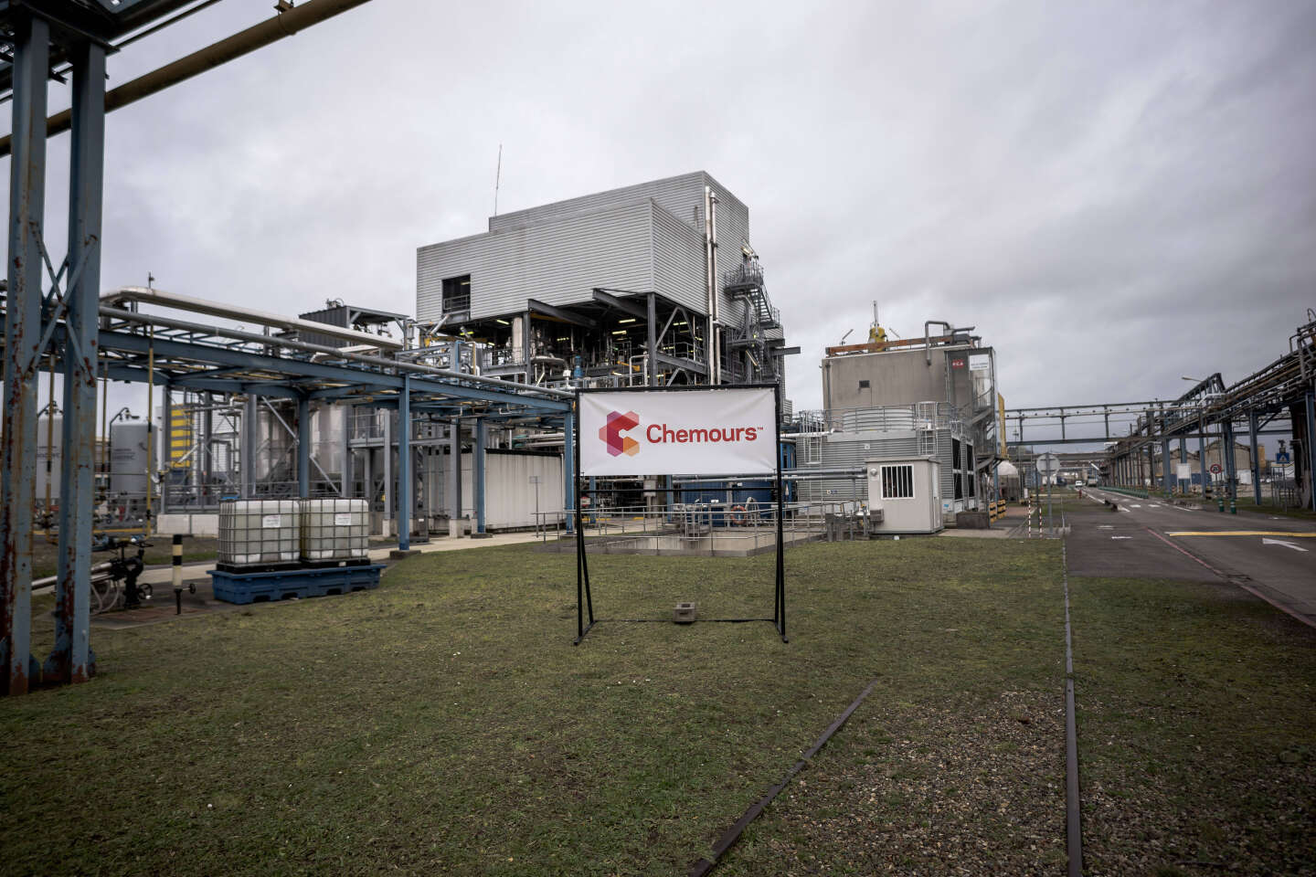 L’extension d’une usine Chemours approuvée par l’Etat malgré les alertes répétées aux « polluants éternels » dans l’Oise