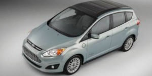 Ford C-Max Solar Energi : une voiture plug-in avec un toit photovoltaïque