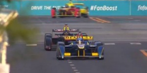 Formule E : un crash spectaculaire au dernier tour pour le 1er GP de l’histoire