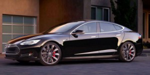 Le nouveau « mode délirant » booste la puissance de la Tesla Model S
