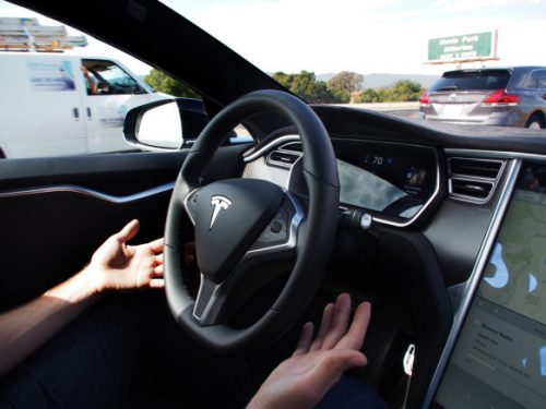 La conduite autonome pour l’ensemble des voitures électriques Tesla