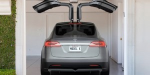 Tesla X : calendrier de sortie modifié et capacités de remorquage